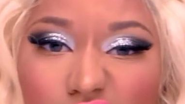 seasonmaraj's tweet photo. speaking of makeup. her glitter eyeshadow era was >>>> https://t.co/Yt7ilhZ02N