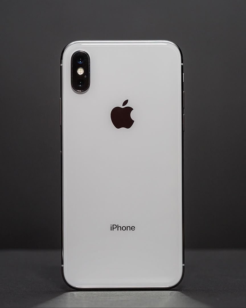 origin_techub's tweet photo. OFFER OF THE DAY! 

iPhone X, 64GB

⭕️ silver 
⭕️ single 
⭕️ USED

♻️Trade in’s accepted
🚚 we deliver countrywide! 

☎️ + 256756593203

*COMES WITH A WARRANTY*
♻️ 390,000 /- https://t.co/6JJv1baWC6