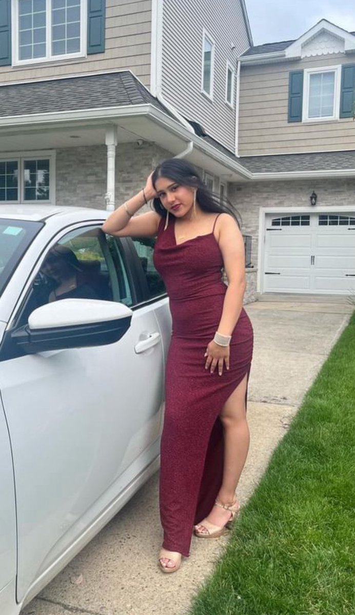 LikeYou37422's tweet photo. Who can tribute her nice tits?
#goon  #tribute #boobs #tits #desi #indian #jigglytits https://t.co/agZWLfK8bg