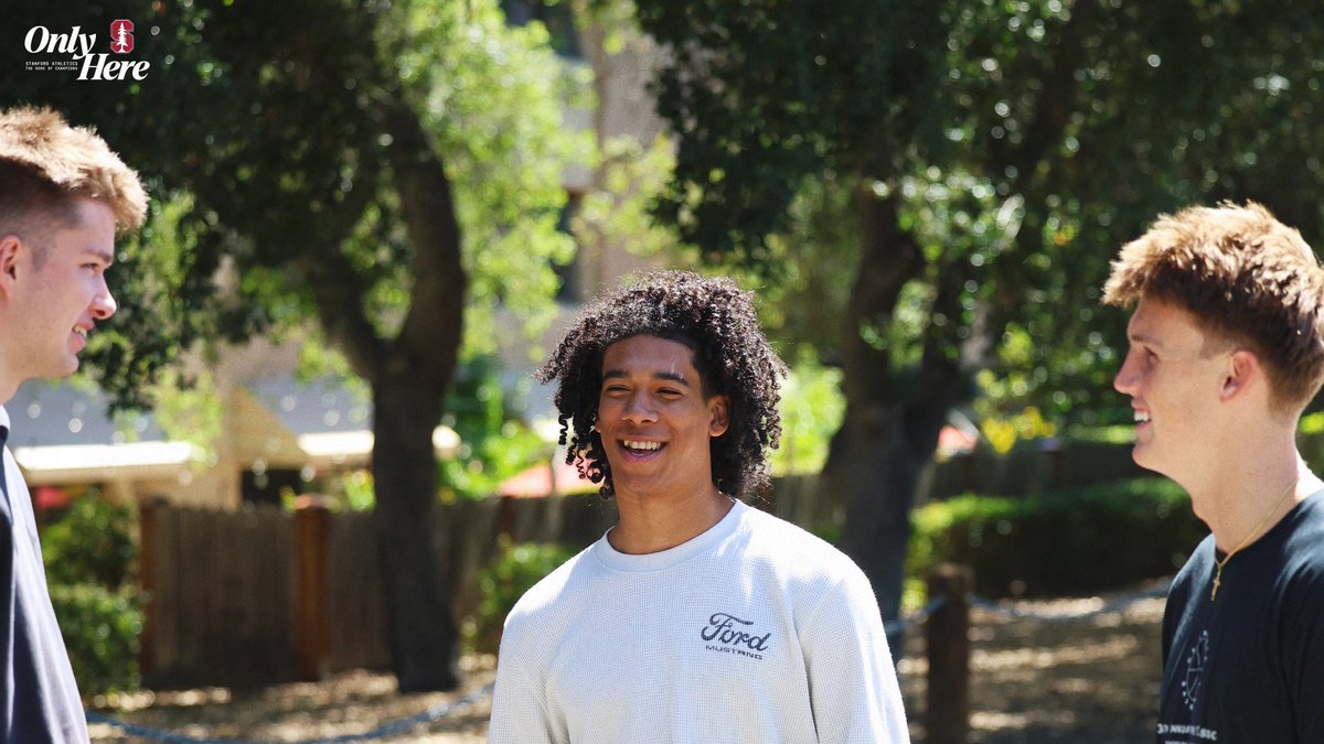 StanfordMBB's tweet photo. Welcome to The Farm 🤝🌲

A few of our newcomers have arrived! https://t.co/sqy3aD54Tq