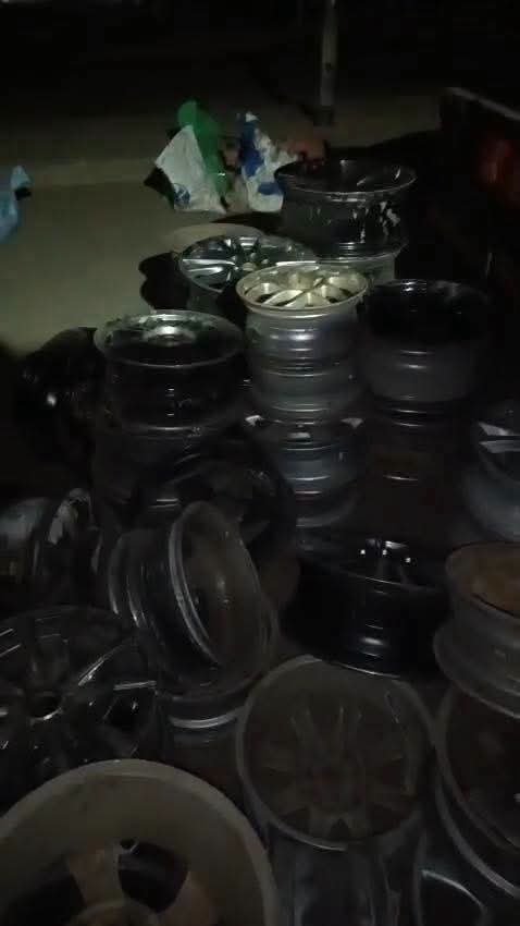 Patriot_S_A's tweet photo. Truck Driver Nabbed on N1 en route to Zimbabwe With Suspected Stolen Copper Cables and car rims Worth R1.8 Million. https://t.co/0bxFXOwako