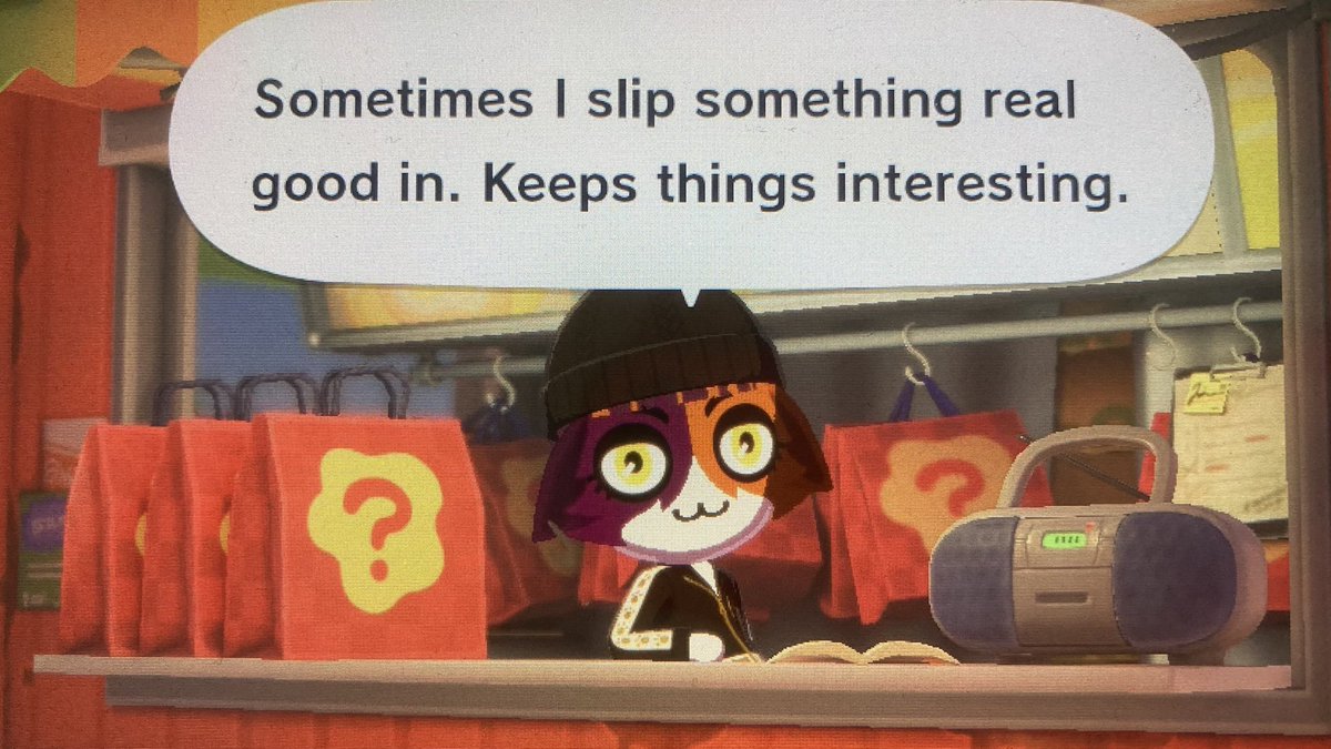 legodancomedy's tweet photo. She’s one shady kitty. #TomodachiLifeLivingTheDream #Fortnite #Meowskulls https://t.co/n6kWej5zsV