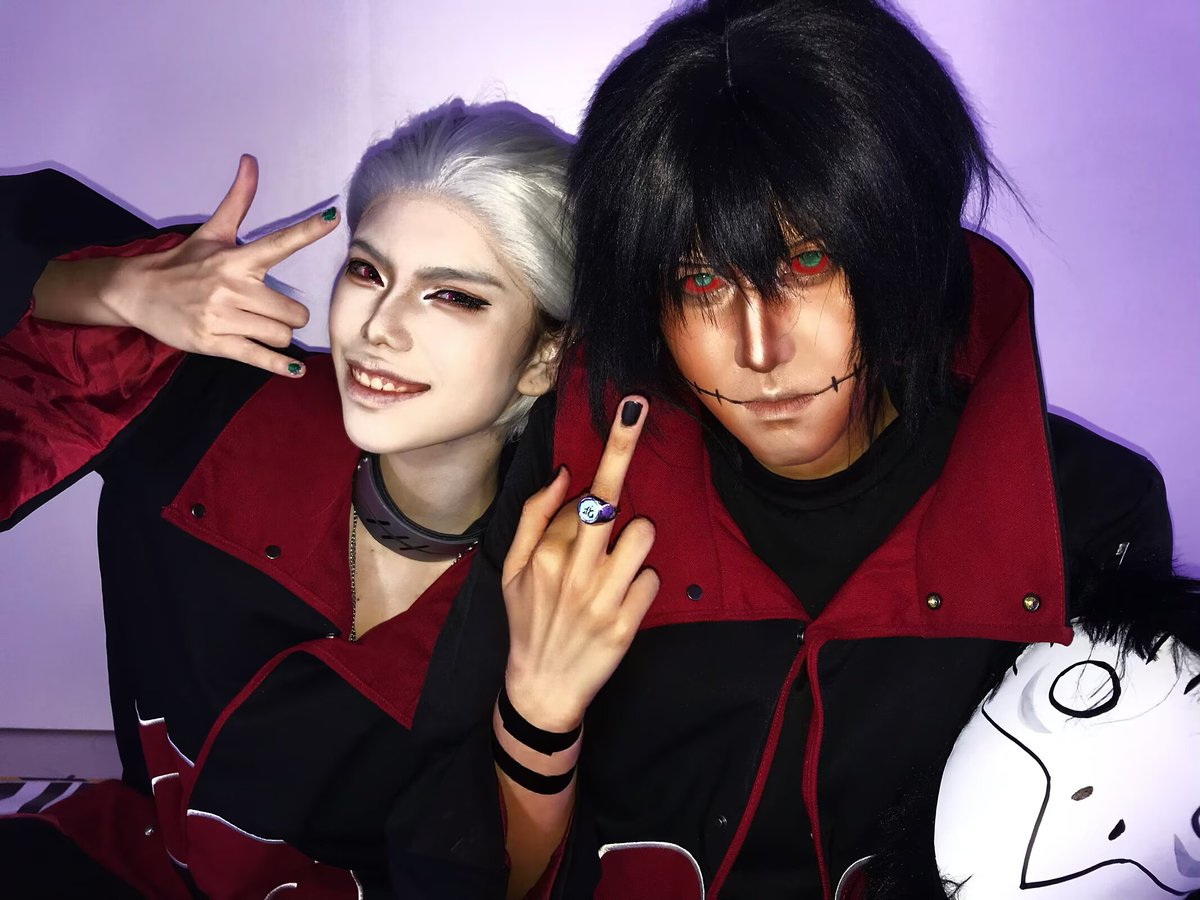 Katiadeceptions's tweet photo. kkhd cosplay
I know that giving the middle finger can carry a negative meaning in some cultural, but I just want to express how Hidan received Kakuzu's special favor.
#kkhd #kakuhidan #kakuhida #角飛 #角飞 #kakuzu #hidan #naruto #cosplay #cos https://t.co/4AbeeosY49