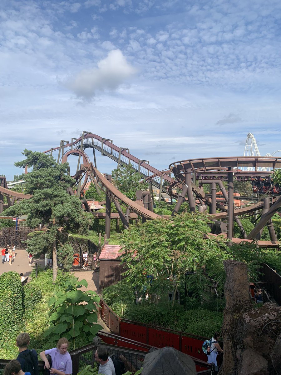 ArloDunstan's tweet photo. @AttractionSc the greatest day! 17 laps on the Hyperia ERT! https://t.co/JbCtW4peHz
