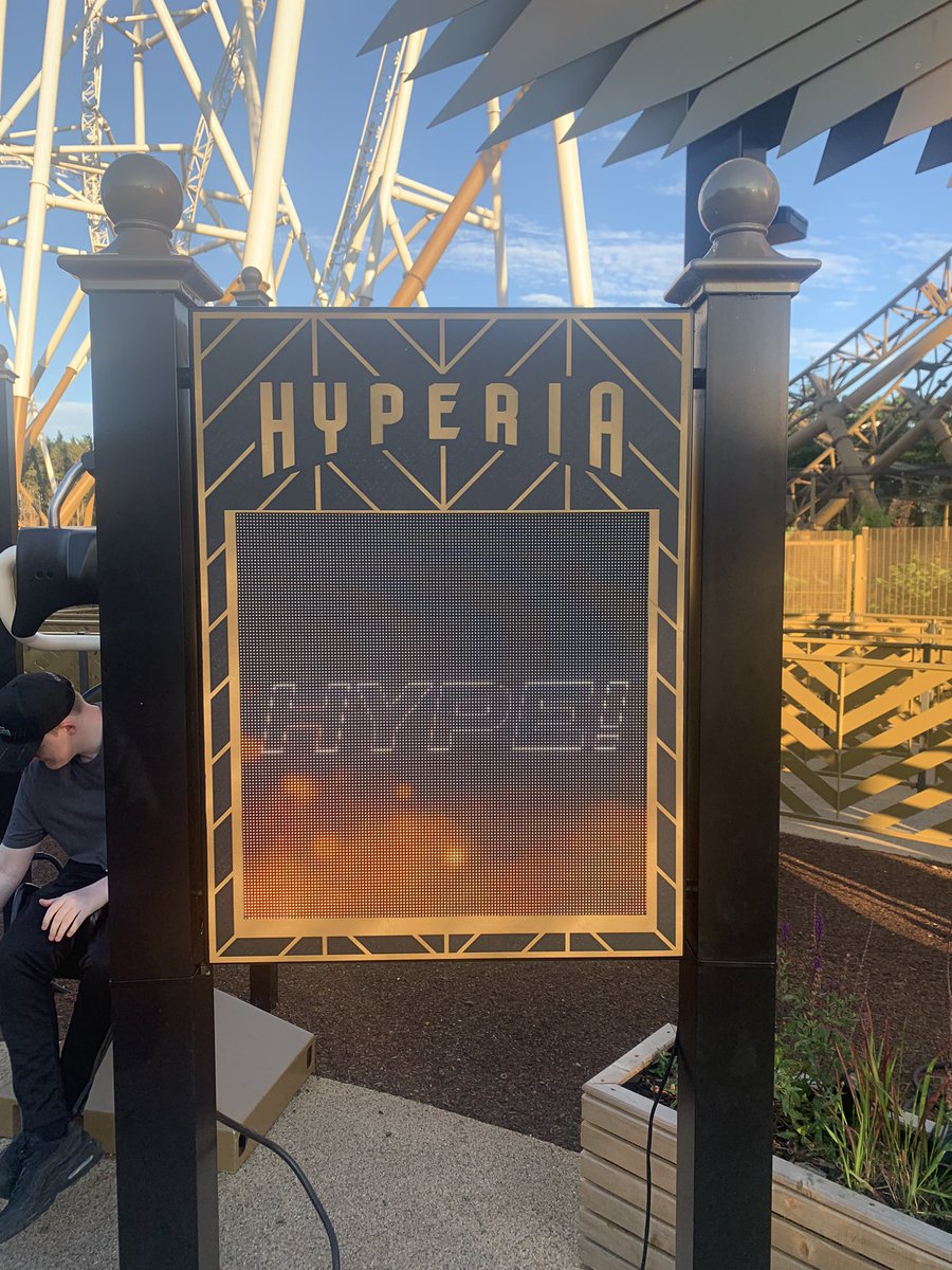 ArloDunstan's tweet photo. @AttractionSc the greatest day! 17 laps on the Hyperia ERT! https://t.co/JbCtW4peHz