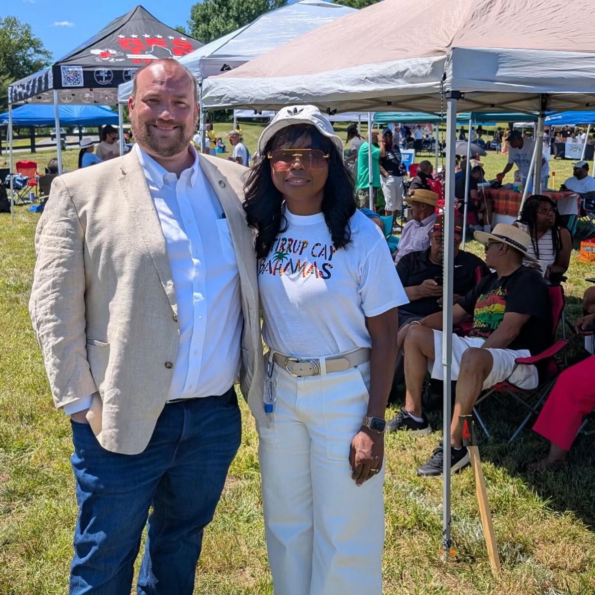 RyanRuzic's tweet photo. Great Juneteenth celebration by The “Burg” Family Reunion Club today! Thank you Irvin Greene for inviting me to speak about my campaign for Loudoun Commonwealth’s Attorney and how we can make our community safer and fairer. Thank you as well to my friend Melana Grooms for introducing me to so many great people! 

https://t.co/VrnllEdxJP

#loudouncountyva