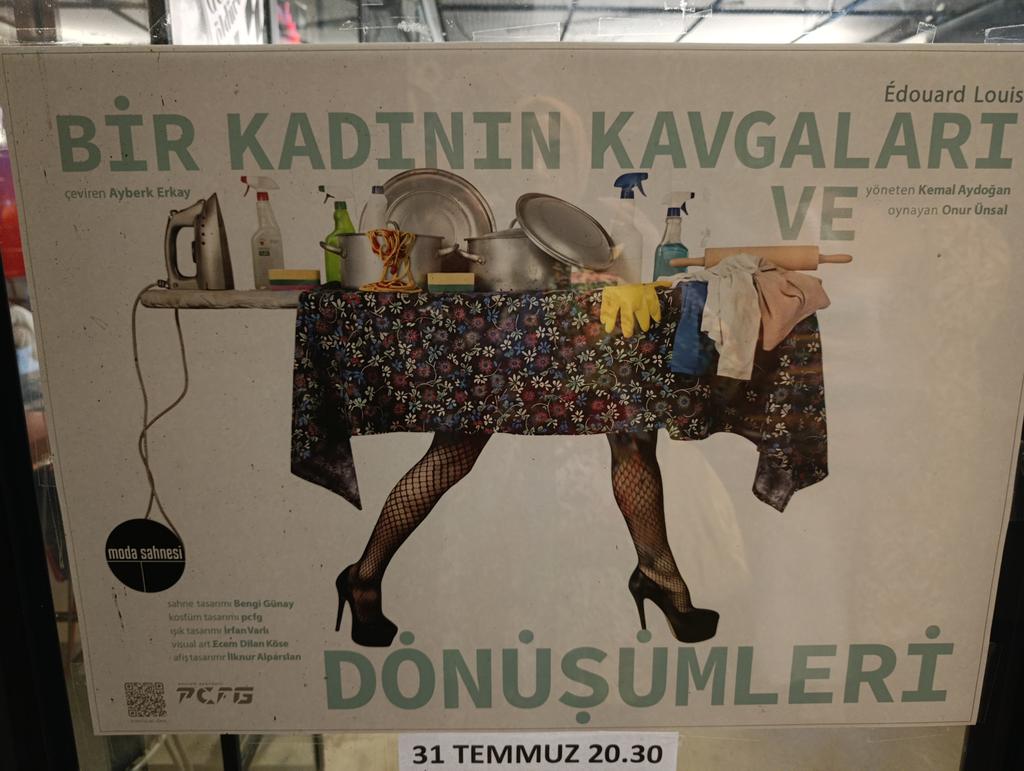 GorNevin's tweet photo. Moda Sahne, "Bir Kadının Kavgaları ve Dönüşümleri" 👏🌟🎭Onur Ünsal mucizesine canlı tanık olmak, Eduard Louis mucizesyle birlikte,güldük, ağladık, ayakta alkışladık! Bu devrime, bir kadının devrimine, böyle içten bir anlatıya,oyunculuğa şahit olmak 🔥#modasahne #tiyatro #haziran https://t.co/L9VNiBvnTR