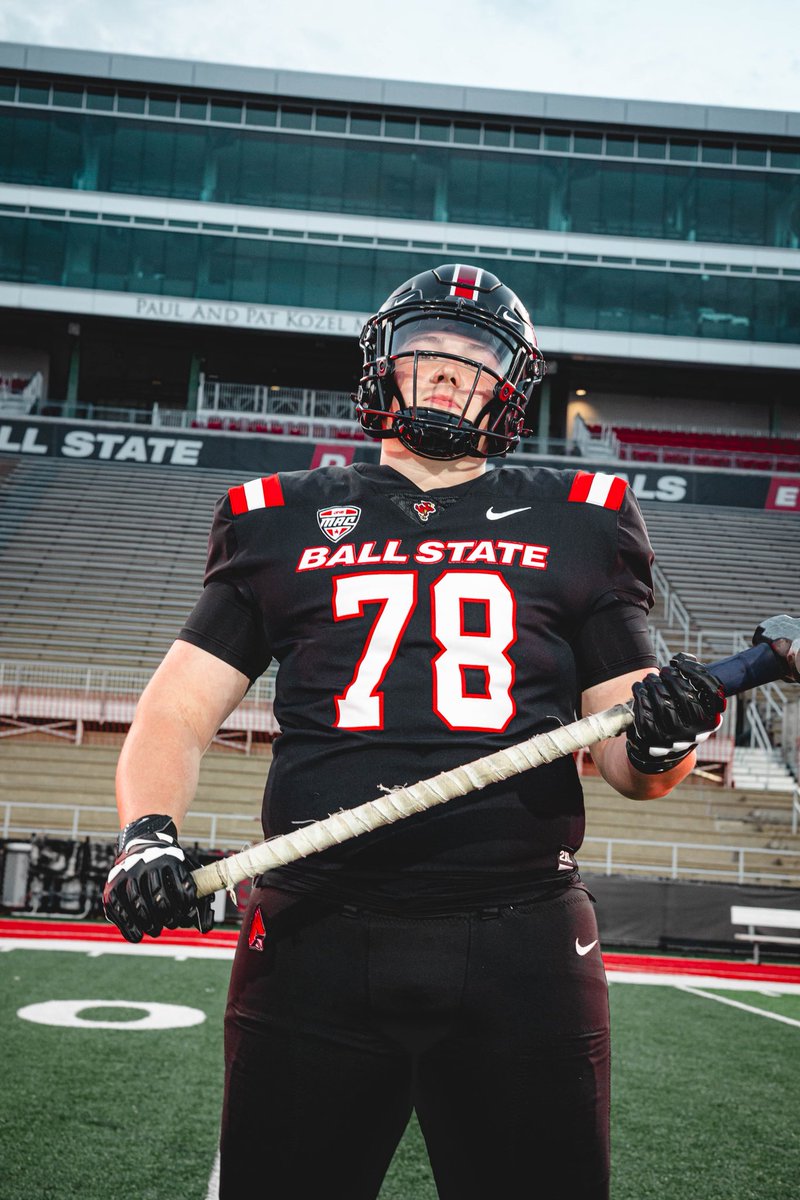 Ewildoner1's tweet photo. Had an amazing time on my Official Visit  to Ball State. And after prayer and much thought, I’m blessed to announce that I’m COMMITTED to Ball State football! I’m excited to continue my dad’s legacy! 

Im home! 🏠 
#ChirpChirp 
@BallStateFB @CoachU_BSU @Coach_ABarr @Joey_Suchy https://t.co/o2yJOUDskm