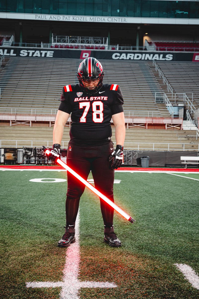 Ewildoner1's tweet photo. Had an amazing time on my Official Visit  to Ball State. And after prayer and much thought, I’m blessed to announce that I’m COMMITTED to Ball State football! I’m excited to continue my dad’s legacy! 

Im home! 🏠 
#ChirpChirp 
@BallStateFB @CoachU_BSU @Coach_ABarr @Joey_Suchy https://t.co/o2yJOUDskm