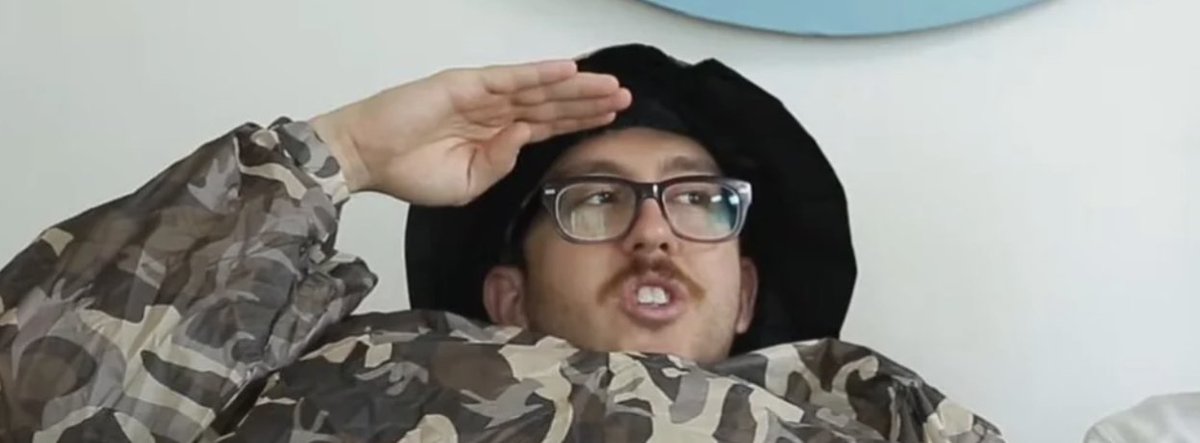 jakeandamir's tweet photo. SALUTE! https://t.co/uRJkQEDxK6