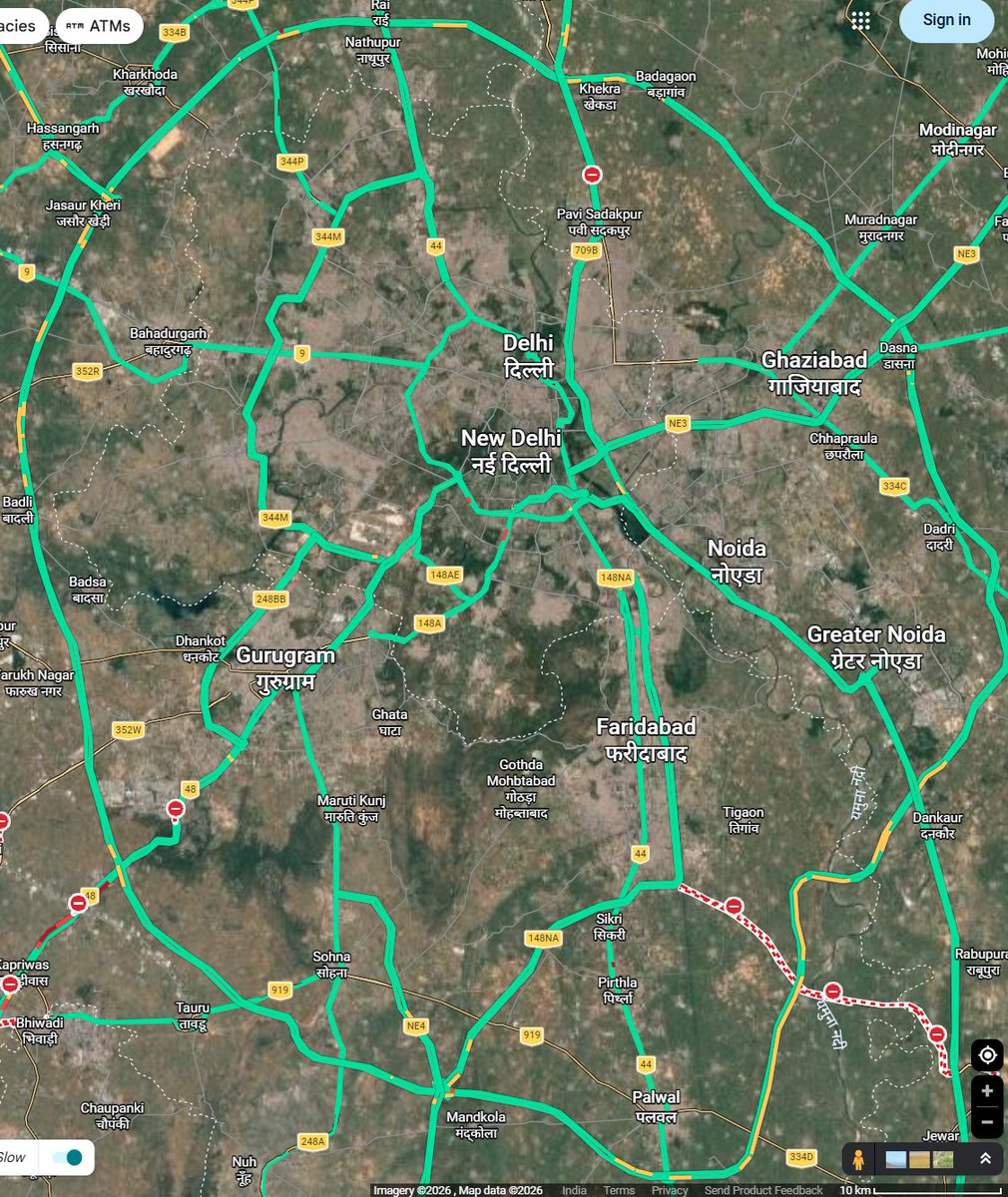 Z0TheFirst's tweet photo. @VisheshCC Depends of what you are looking at, this is Delhi/ NCR at 0.5x scale :) ... its got 4x big roads at 0.5x scale. Still Delhi for me. . . .  we need more high rises clearly though. https://t.co/pkGBy7CTqU