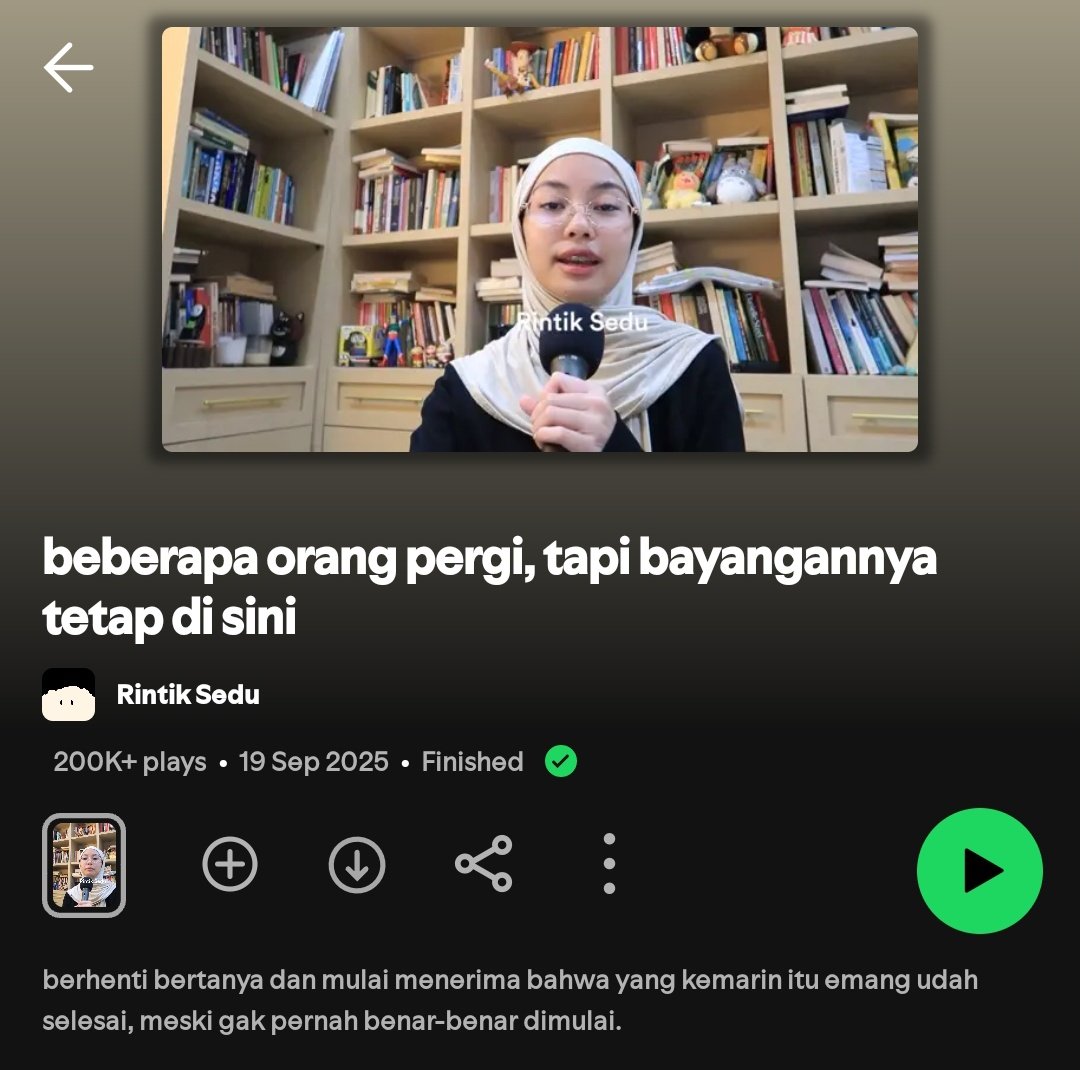 moonnisss's tweet photo. Dengerin ini sambil cerita temen SD ke chatGPT, katanya first love "sebuah cerita yang selesai tanpa pernah dimulai."

Relate banget judul sama deskripsinya, hadir bukan untuk dimiliki :') https://t.co/q1fXnskB7Y