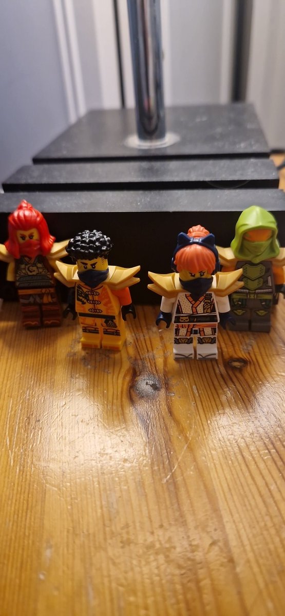 hypnoskales's tweet photo. If the new ninja had dragon armour https://t.co/h4r3ND03h3