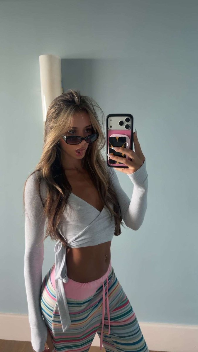 nocticadia0's tweet photo. Sadie in her prime🌹 https://t.co/cMFePYj6hp