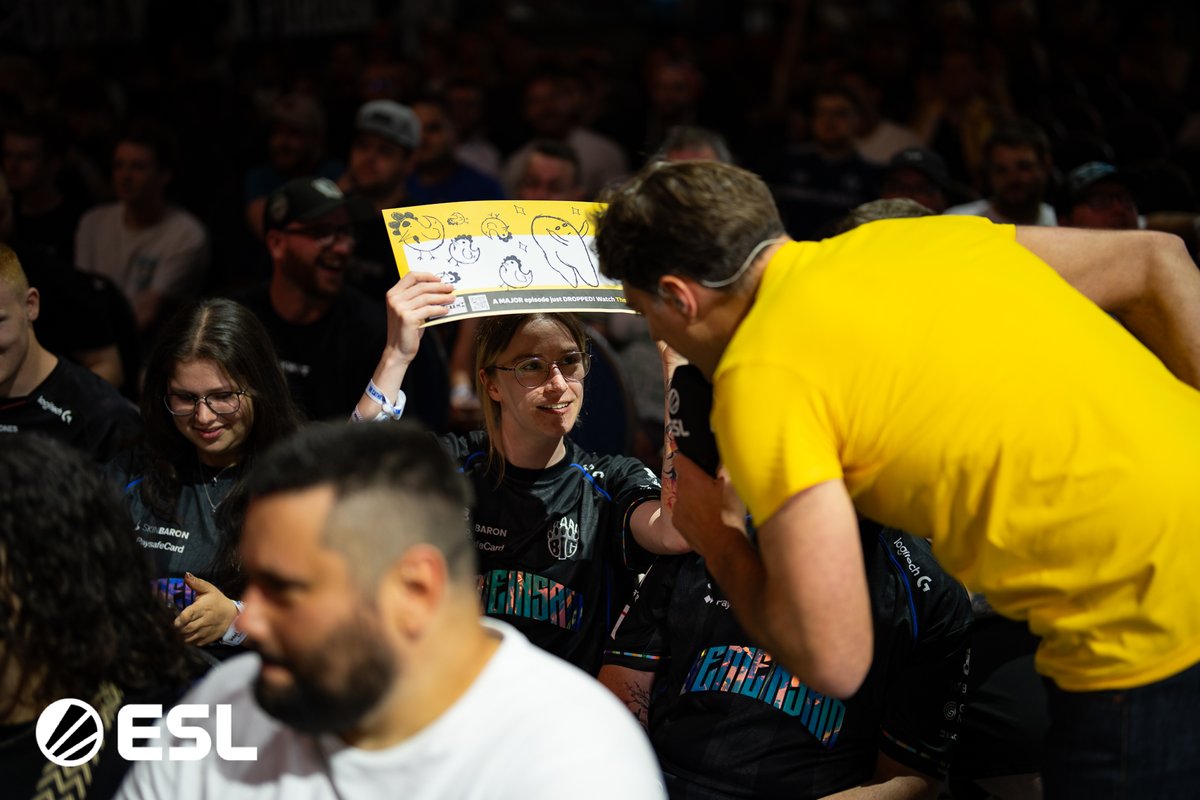 ESLCS's tweet photo. Came to watch the major.
Left with some Handwraps | Duct tape delivered by @OJBorg in the #DHLDROP
#IEM @DeutschePostDHL https://t.co/pMvCDYARTz