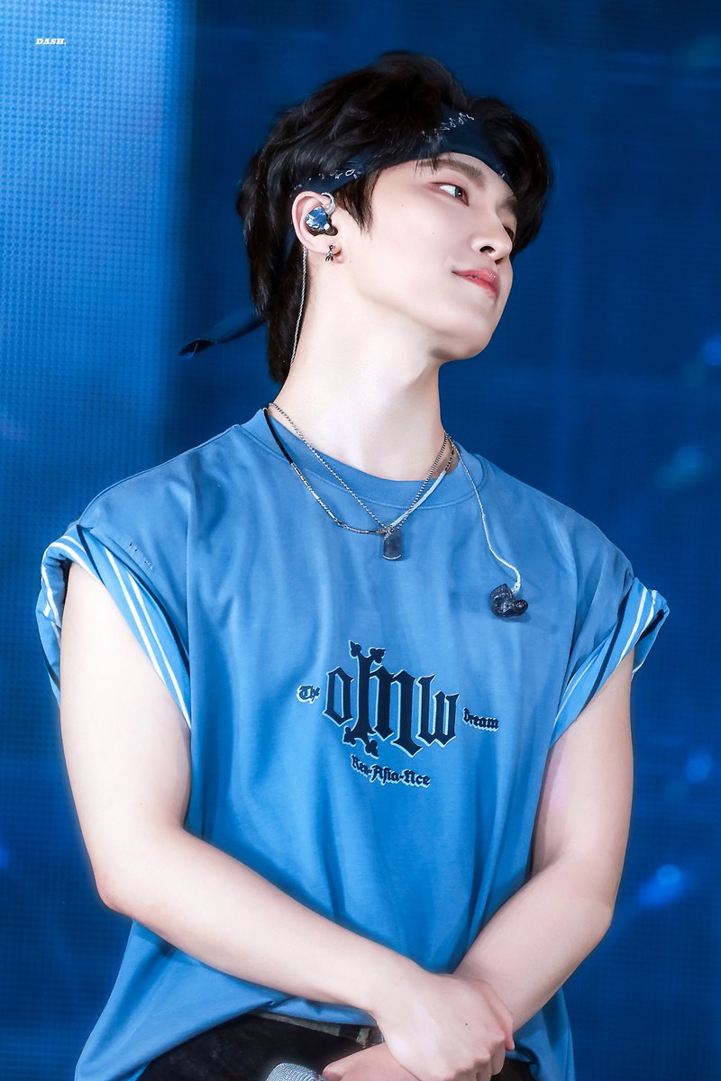 DashForDino211's tweet photo. 260620 CARATLAND D1
+
#디노 #DINO #이찬 #ディノ
#세븐틴 #SEVENTEEN
@pledis_17 https://t.co/sHZDXIWUzf