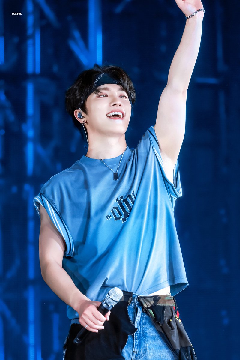 DashForDino211's tweet photo. 260620 CARATLAND D1
+
#디노 #DINO #이찬 #ディノ
#세븐틴 #SEVENTEEN
@pledis_17 https://t.co/sHZDXIWUzf