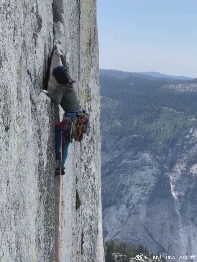 OLuznov's tweet photo. Push past limits, chase what scares you, and turn "I can’t" into "I DID" today. No excuses—just grind and grow. https://t.co/CSLVA06uQD