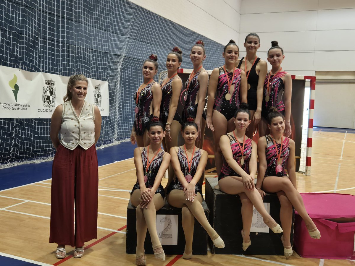 PatronatoJ's tweet photo. 🏆 Enhorabuena y un millón de gracias al club Gimnasia Rítmica Ciudad de Jaén, que esta mañana se ha despedido con la edición número trece de su Trofeo Lagarto después de 25 años de trayectoria y de promoción de su deporte 🤸 https://t.co/5Cbbw9mtR3
