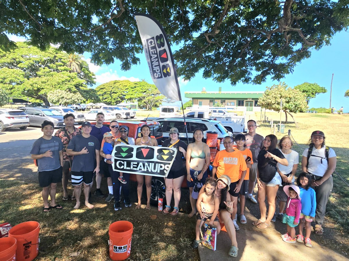 808cleanups's tweet photo. Happy Saturday and Big Mahalo to today's stellar stewards! We had excellent conditions today both on land and sea. Underwater team removed hundreds of feet of line and collected lead as well. Beach team removed lots of scattered rubbish- some looked like it was out for some time. https://t.co/rV4mqQijaf