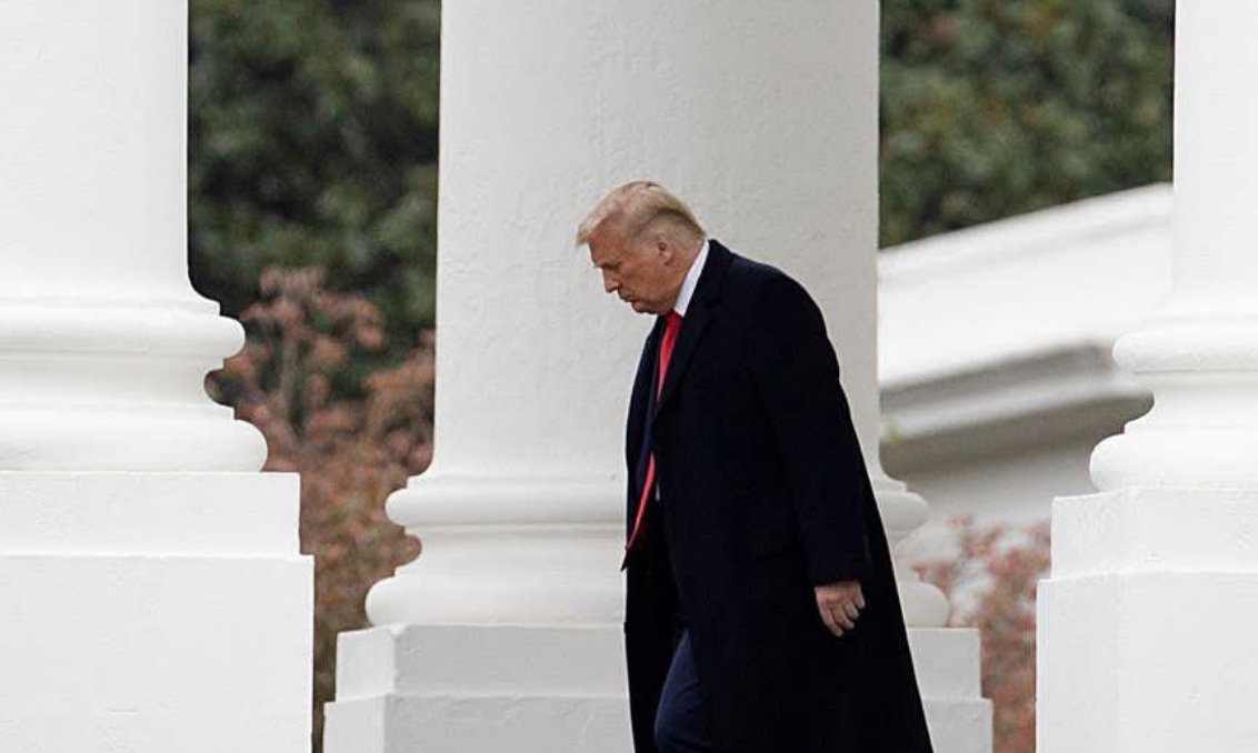 GTenoch's tweet photo. Crónica de una capitulacion anunciada! 
@POTUS si the shit! https://t.co/wqZlsLPxRU