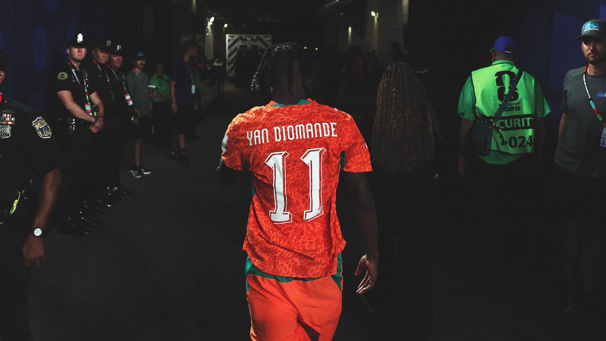 realmilgrauu's tweet photo. O jogo da Costa do Marfim passa por ele.

Yan Diomandé joga uma BARBARIDADE. https://t.co/Vr6KmIYf5d