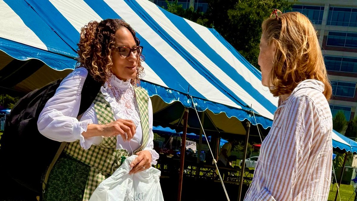 RebeccaforWI's tweet photo. Today I celebrated Juneteenth in the heart of La Crosse with organizations that make our community great! So glad to connect with so many strong leaders in the Coulee Region. https://t.co/hOIy92JebP