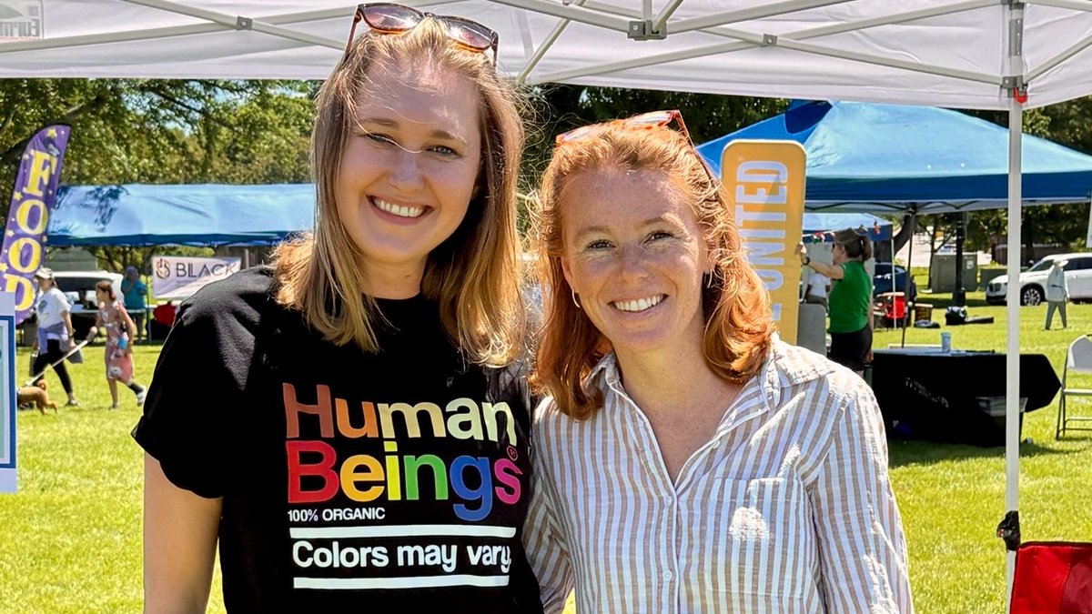 RebeccaforWI's tweet photo. Today I celebrated Juneteenth in the heart of La Crosse with organizations that make our community great! So glad to connect with so many strong leaders in the Coulee Region. https://t.co/hOIy92JebP