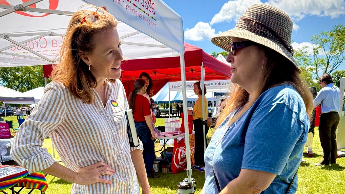 RebeccaforWI's tweet photo. Today I celebrated Juneteenth in the heart of La Crosse with organizations that make our community great! So glad to connect with so many strong leaders in the Coulee Region. https://t.co/hOIy92JebP