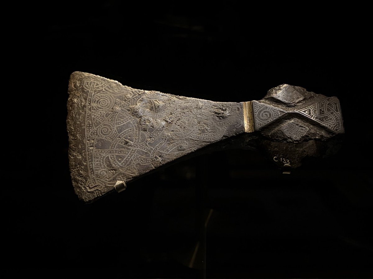 MirachAndromeda's tweet photo. ok, current viking exhibition in National Museum of Denmark is my new Roman empire 😭 https://t.co/CQywGgIxbS