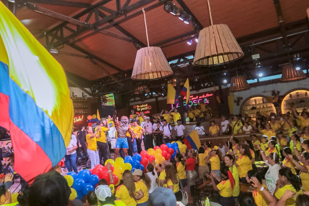 miltonvcarreno's tweet photo. Nadie conoce mejor la responsabilidad de pensar en el futuro que quienes todos los días sacan adelante a sus familias.

El mensaje es claro: queremos un mejor país para nuestros hijos. Mañana, con esperanza y convicción #ElPuebloVotaTigre. ¡Gracias mujeres del Meta por su valentía y liderazgo! 🇨🇴❤️
#ElMetaConElTigre
#ColombiaConElTigre
#FirmesPorLaPatria