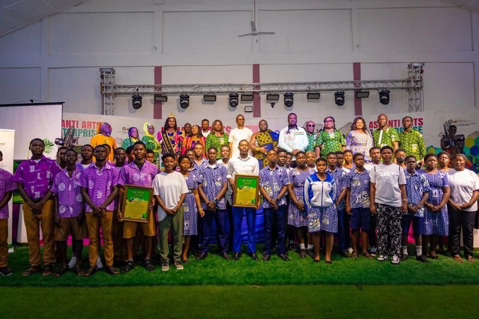 copson_don's tweet photo. I joined young creatives, innovators, and entrepreneurs at the Ashanti Arts and Entrepreneurship Summit organized by NEIP in collaboration with the Ashanti Regional Coordinating Council.

An inspiring platform that showcased the immense potential of Ghana's young talent. https://t.co/Sj7E2BWkRM