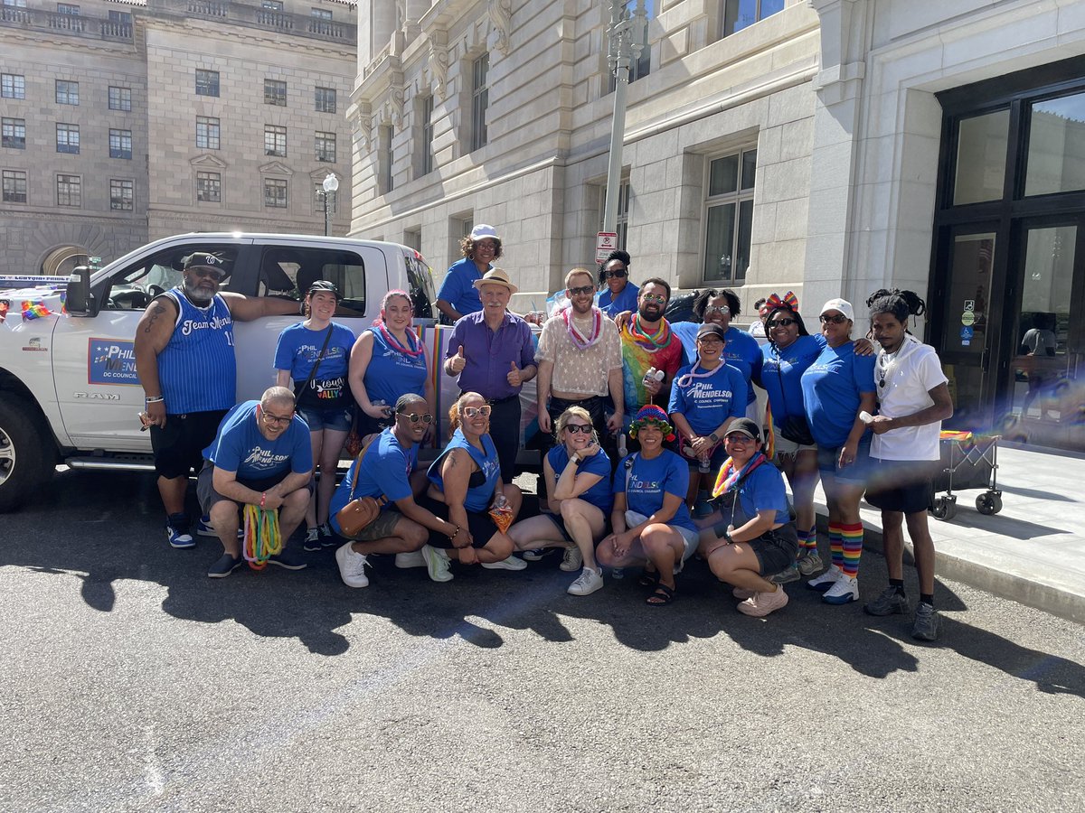 ChmnMendelson's tweet photo. To me Pride means diversity, individuality, togetherness and a good time! Happy Pride! 🏳️‍🌈🏳️‍⚧️ https://t.co/QhUYstZen0