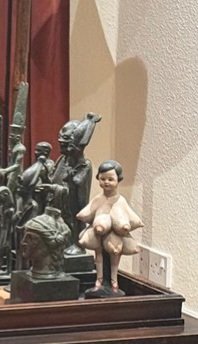 badly_wired's tweet photo. New #JKRowling header - from the Freud Museum.
Part of Cathy Pilkington's recent #Housekeeper show.
Vibe ๐ https://t.co/kpsAA5ZYTC