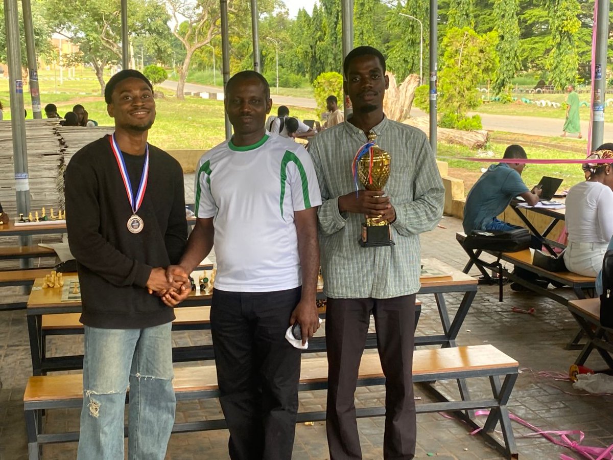 justjayeh's tweet photo. So, broke the year jinx finally.

I won a tournament in June, my first this year.

It didn’t happen overnight. My last ten events: 3rd, 4th, 3rd, 4th, 2nd, 3rd, 2nd, 3rd, tied 20th (don’t ask lol), 2nd.

Close calls, lessons, and persistence, usual board shege paid off https://t.co/dQwXAwj7OF