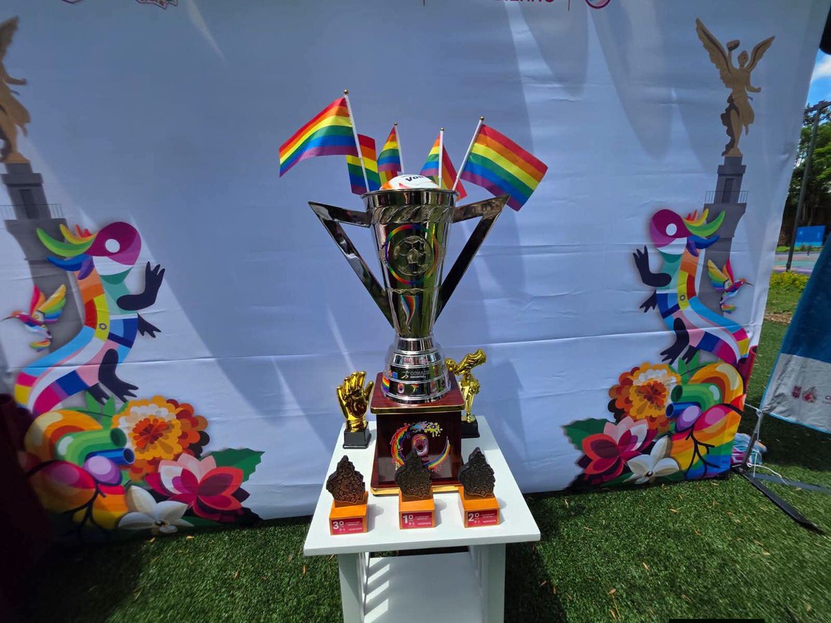 evelyn_parraA's tweet photo. 🏆 ¡Y el campeonato se queda en casa!

Hoy se jugó la gran final de la Copa del Orgullo y una vez más, Venustiano Carranza demostró por qué es referente del deporte. ⚽🥇

Felicidades a todas y todos los que participaron y pusieron en alto el nombre de nuestra alcaldía. Somos semillero de campeones desde hace más de 15 años... y hoy lo volvimos a confirmar.

¡Orgullo carrancense, orgullo ganador! 💙🏆