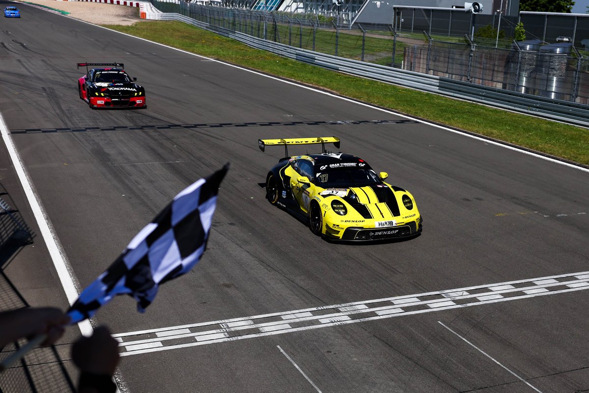 VincentJBruins's tweet photo. Nico Menzel and Sven Müller beat the Schubert BMW of Robin Frijns and Jens Klingmann in the 1. ADAC Eifel Trophy by just 0.319 seconds, marking the first Nürburgring Langstrecken-Serie victory for the Schnabl Porsche under the Dunlop Motorsport banner.

📸 VLN | #NLS6 https://t.co/h3JnGnOugq