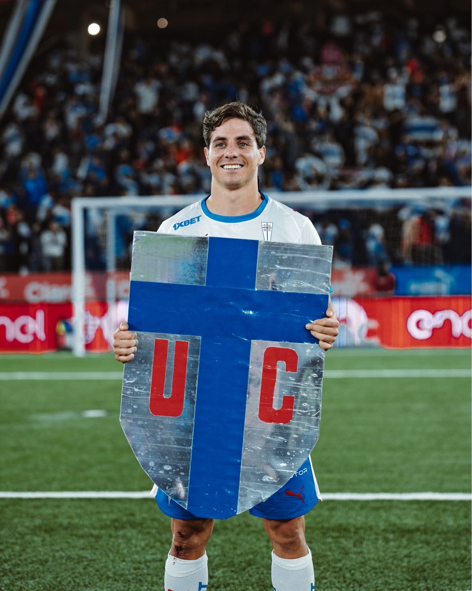 Mark_UC_'s tweet photo. GooooooooooooooooL 
Montes!!! 0x3
👏🏼😄⚪🔵⚪🎉 https://t.co/OiZlTTNKmR