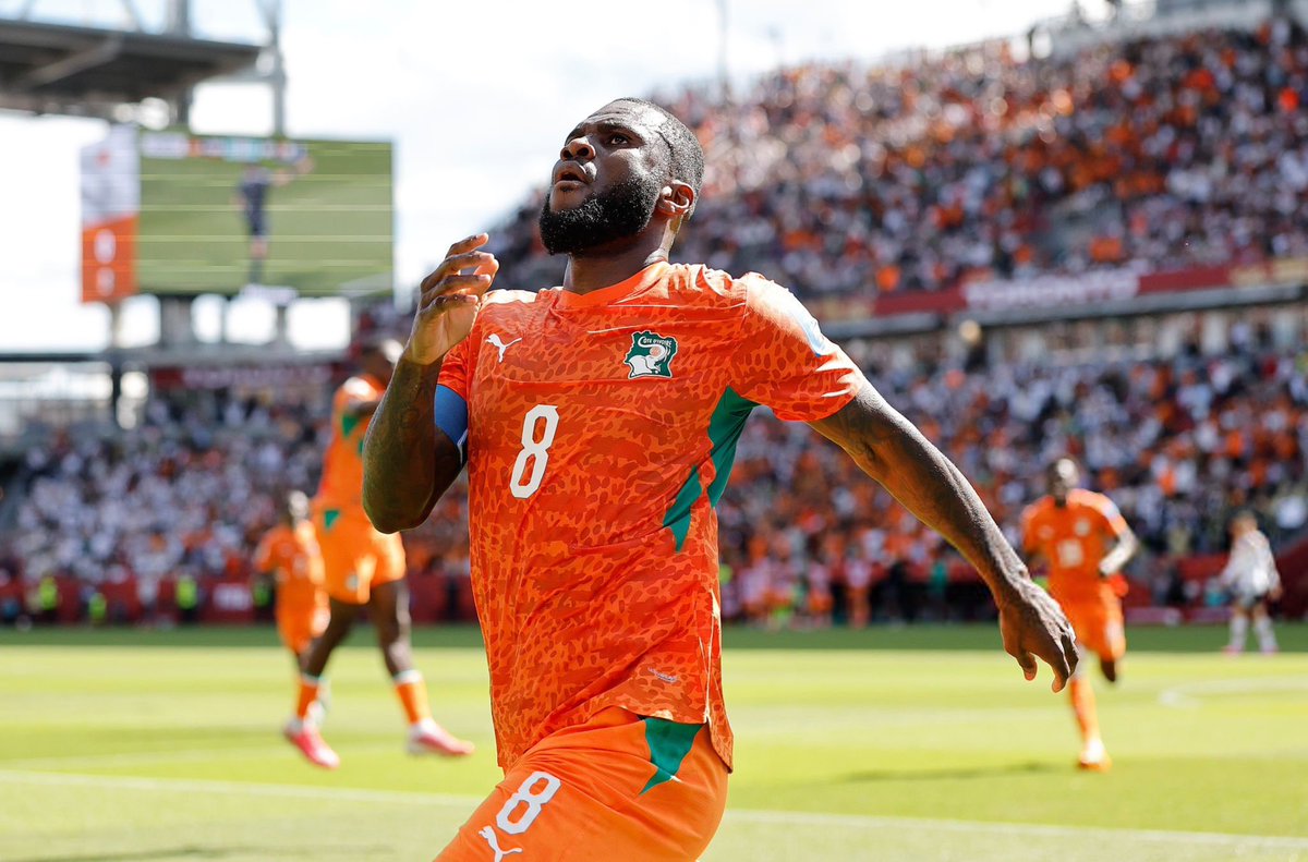 Actufoot_stats's tweet photo. Les meilleurs buteurs africains de l'histoire de la Coupe du monde:

6 — Asamoah Gyan 🇬🇭
5 — Roger Milla 🇨🇲 
4 — Ahmed Musa 🇳🇬
3 — André Ayew 🇬🇭
3 — Papa Bouba Diop 🇸🇳
3 — Samuel Eto'o 🇨🇲
3 — Youssef En-Nesyri 🇲🇦
3 — Wahbi Khazri 🇹🇳
2 — Ismael Saibari 🇲🇦
2 — Franck Kessié 🇨🇮🆕. https://t.co/XgaFNQ1qpt