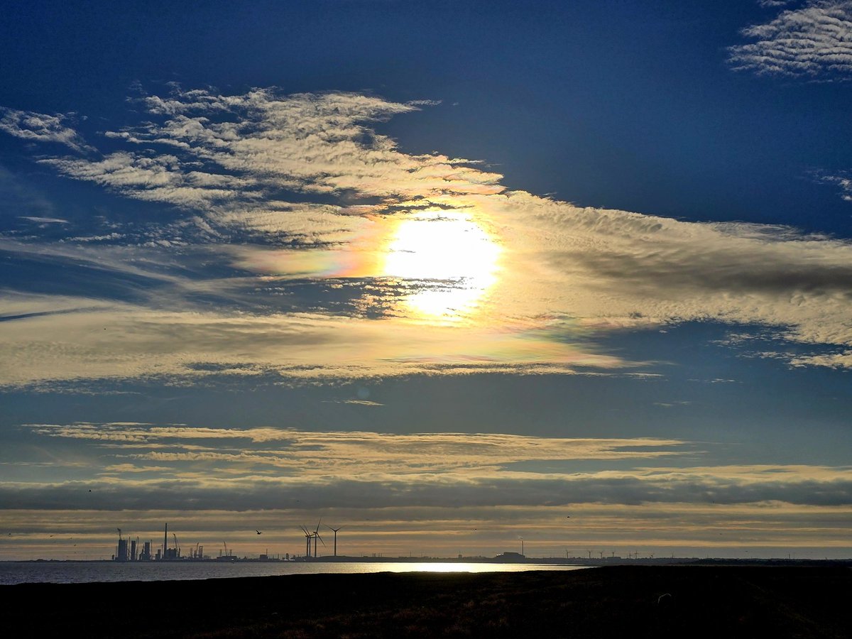 Simon_Westerhof's tweet photo. Mooie zomeravond aan het Deense wad bij St. Darum ( Denemarken )
#zomer2026
#buitenleven
#kamperen
#elkedagnieuweavontuur https://t.co/zgSh8OxfQ6