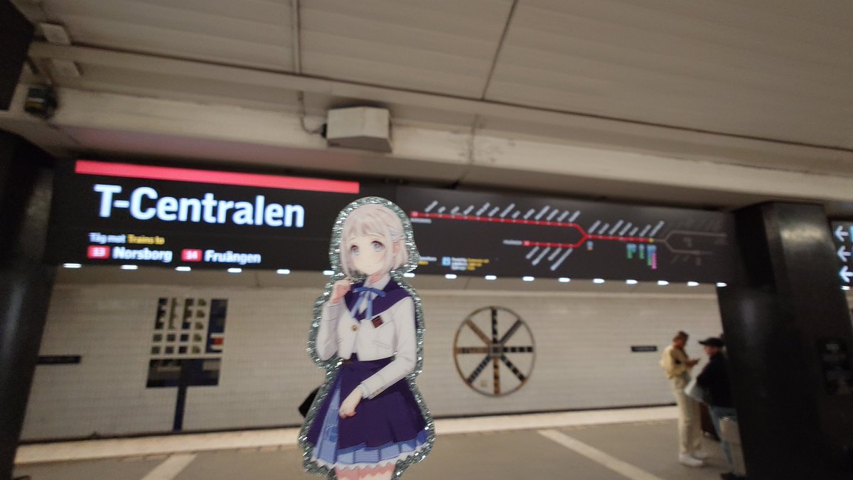 tatu_13's tweet photo. #見た人もなにか無言で駅名標あげる https://t.co/46BSpYvwQI