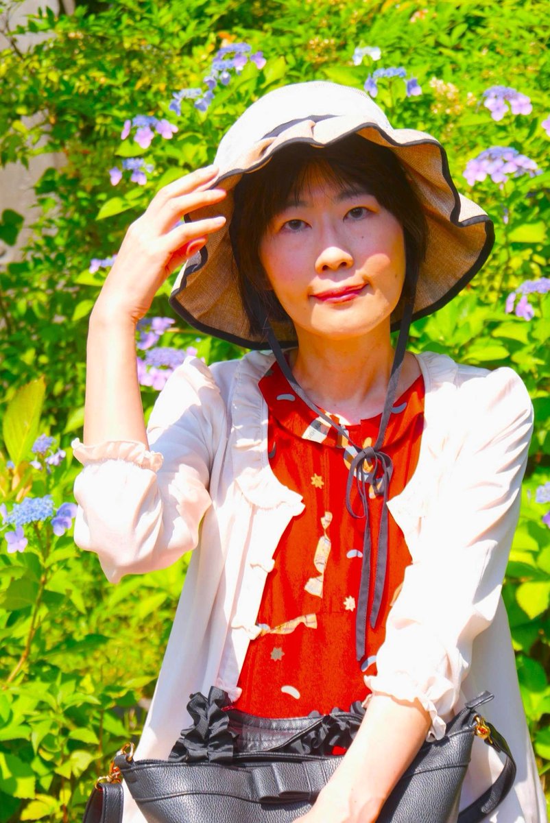 hamaya5037's tweet photo. リクエスト撮影       
モデル  :  mie(みえ) さん
@mieko_chang
#紫陽花 
#ポートレート https://t.co/0WvwUUGSFc