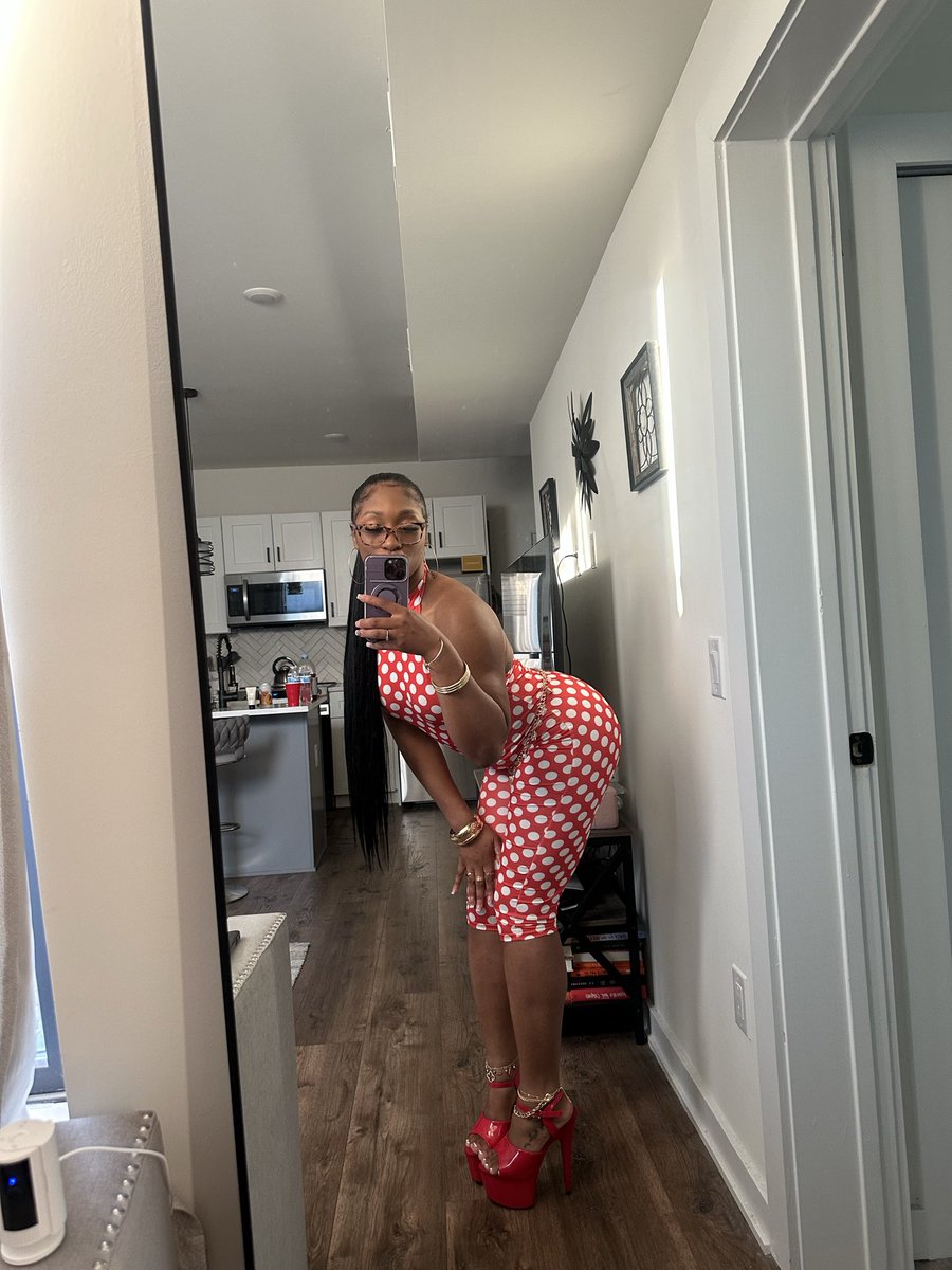 InfinityAnyae's tweet photo. Love a cute polka dots outfit 😍😂 https://t.co/h8uvU2oTLO