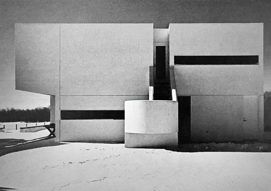 TRES60Blog's tweet photo. Barbara y Julian Neski — 

Casa Robert Sabel, construida en Water Mill (Bridgehampton, Nueva York), en 1970 por los arquitectos Barbara y Julian Neski.

#RobertSabelHouse #arquitecturamoderna #modernarchitecture #BarbaraandJulianNeski https://t.co/dkjF6fsMmP