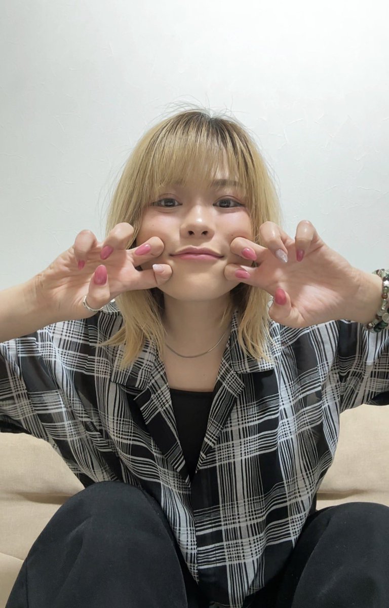 kit925925's tweet photo. 今日動画上がるからねん♡🫪 https://t.co/VbjofC1J4B