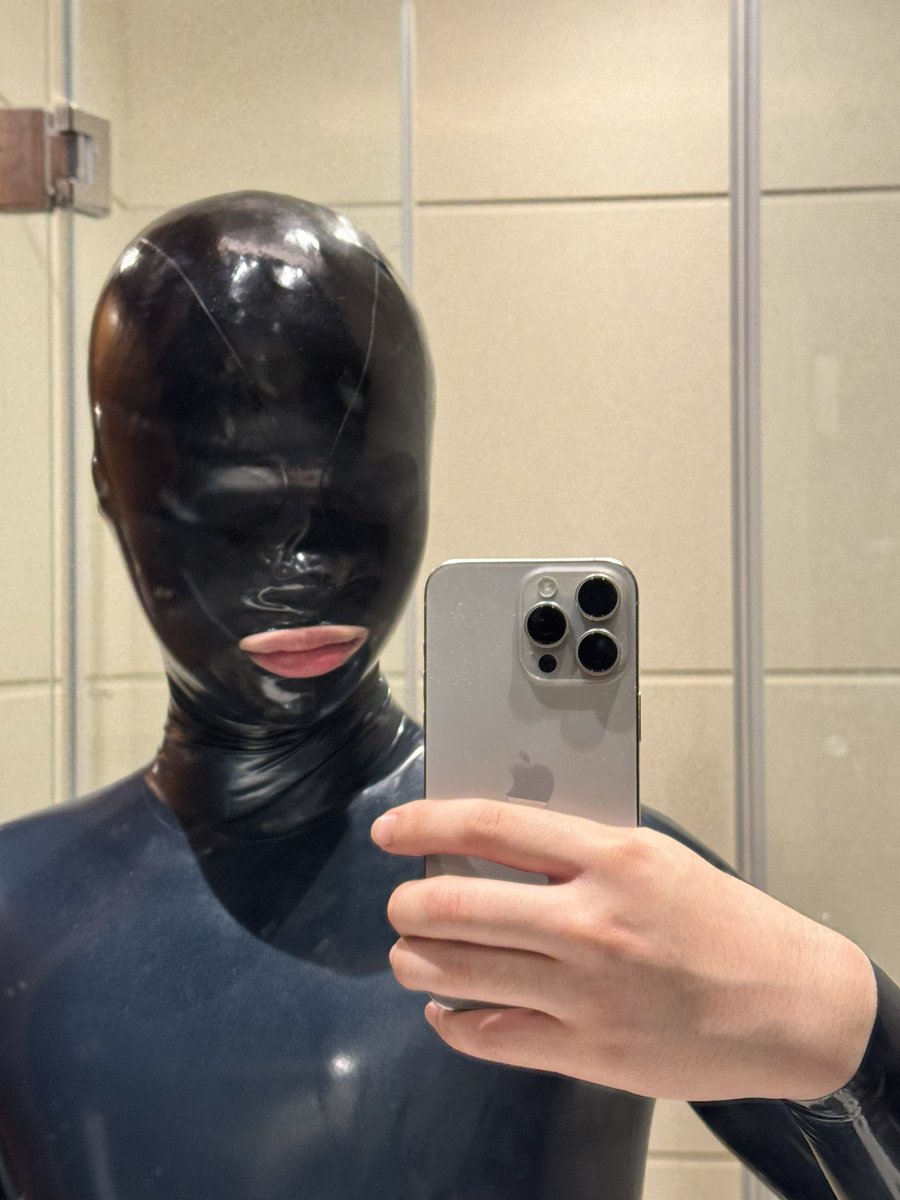 Yu_Latex tweet media