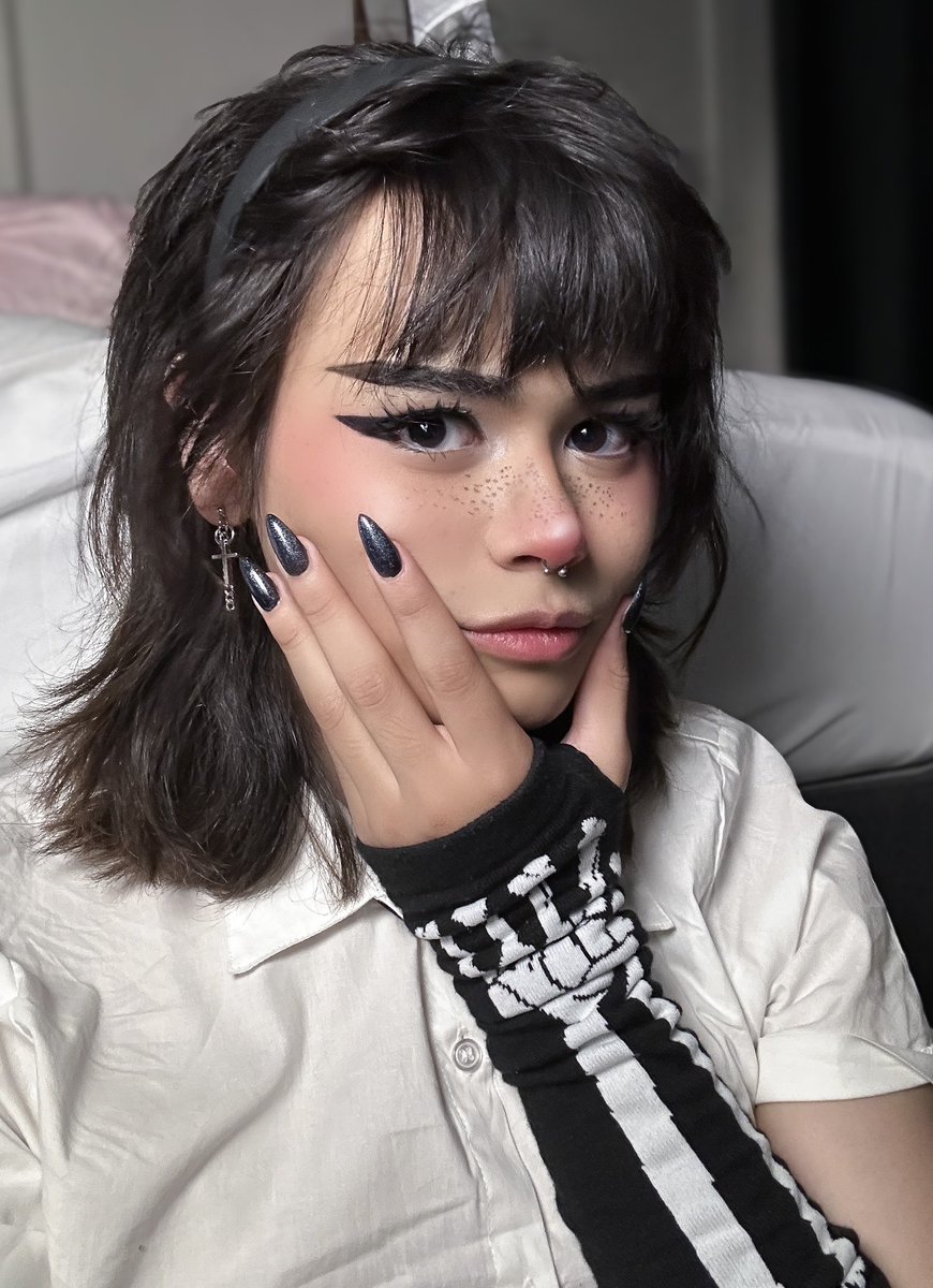kiyana tweet media