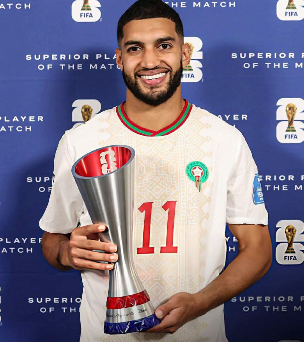MhendBa's tweet photo. إسماعيل الصيباري يتوّج بجائزة رجل المباراة 🏆⚽🦁 https://t.co/Y4xiFsQGb5