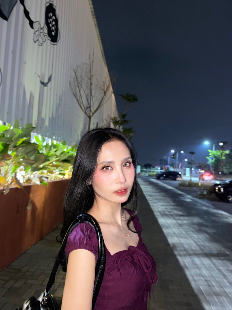 wonacorn's tweet photo. Malam minggu difotokan orang ganteng https://t.co/epk9UykPwI