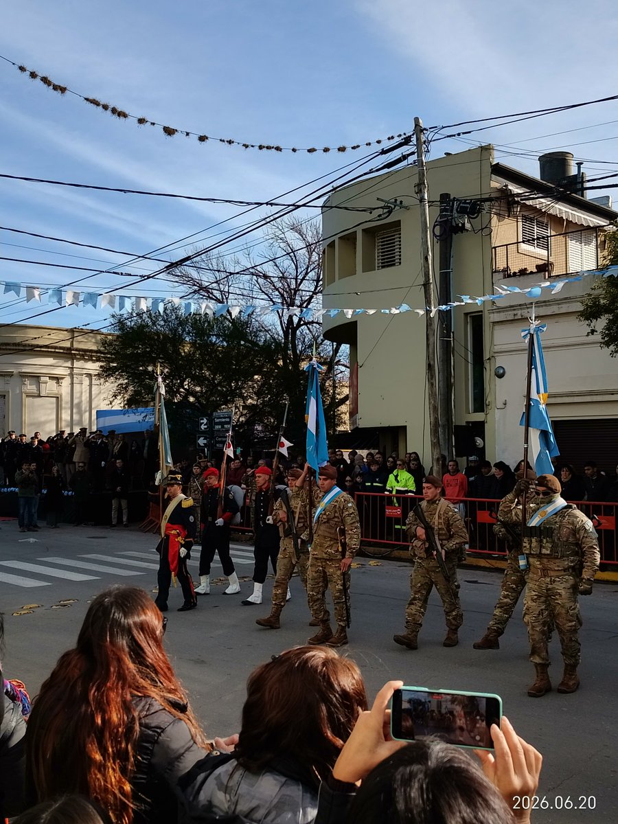 Alefranzolini's tweet photo. Desfile cívico Militar!! Día de la bandera. https://t.co/NRNpUrNZLn
